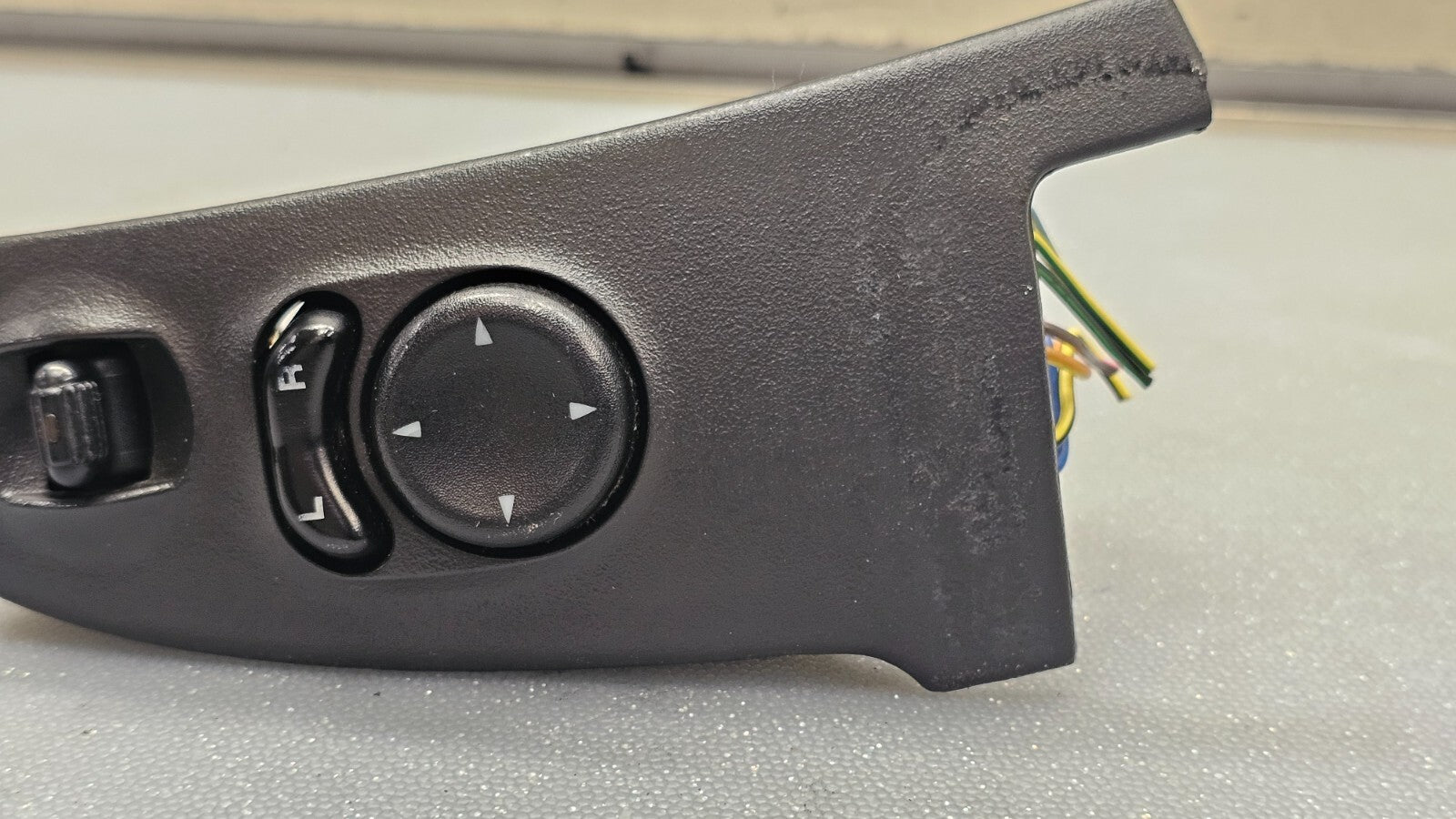 🔥02-07 JEEP LIBERTY LEFT DRIVER MASTER LOCK MIRROR SWITCH TRIM BEZEL OEM BLACK