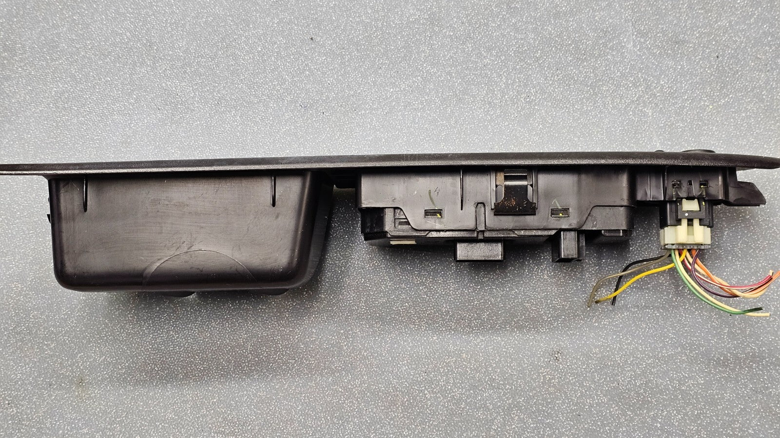 🔥09-16 CHEVY IMPALA LEFT DRIVER MASTER POWER DOOR WINDOW SWITCH BEZEL BLACK