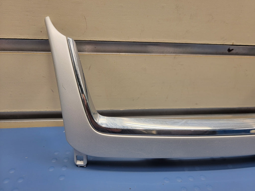 🔥08-12 Chevy MALIBU Center Dash Radio Bezel Panel UPPER A/C Vent Trim SILVER B8
