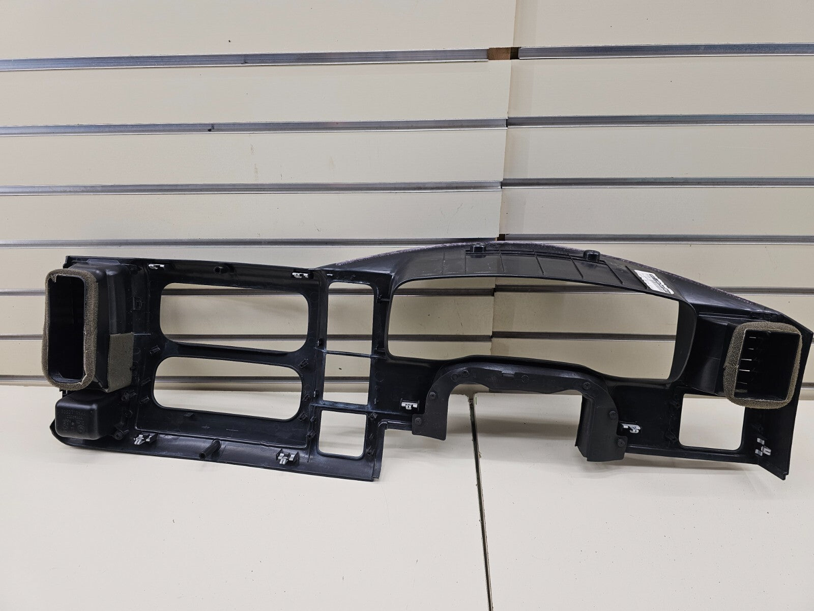 01-04 Dakota Durango Dash Instrument Cluster Speedometer Bezel Trim Panel Black