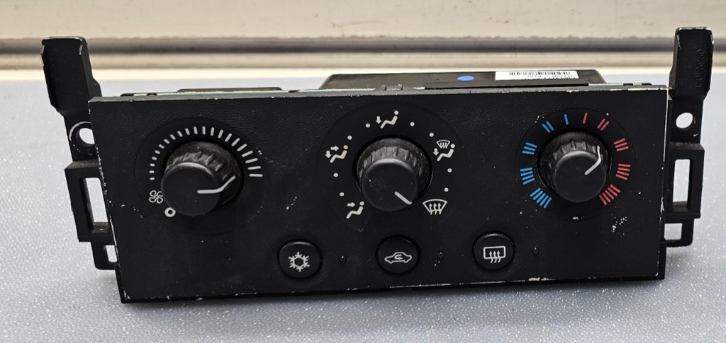 🔥04-08 Grand Prix Dash AC Heater Climate Control Module Panel Temperature
