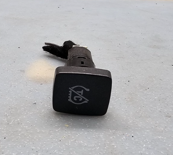 🔥07-11 Buick Lucerne Center Console Electronic Traction Control Switch Button