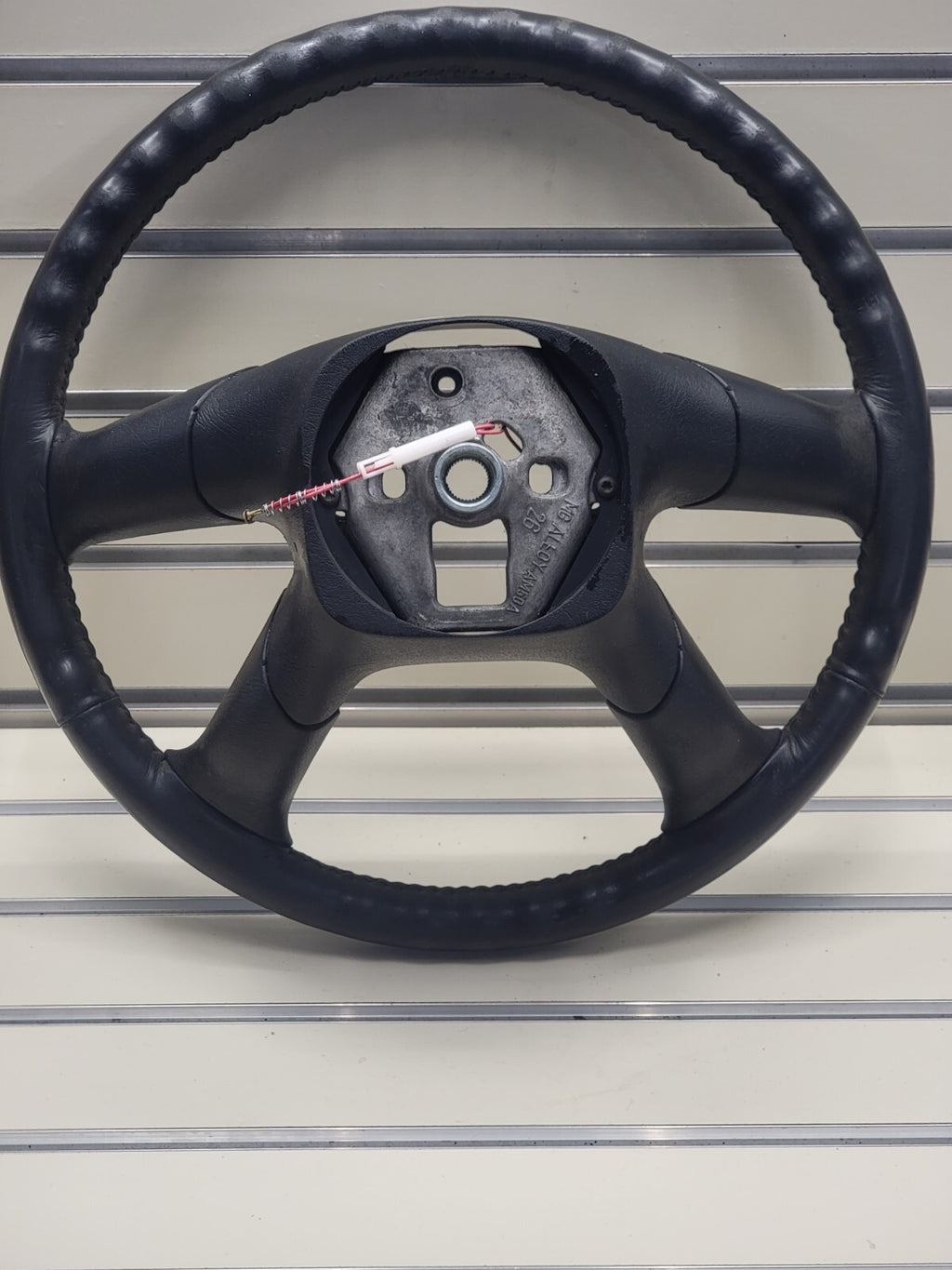 🔥03-06 SILVERADO SIERRA YUKON TAHOE SUBURBAN STEERING WHEEL LEATHER BLACK