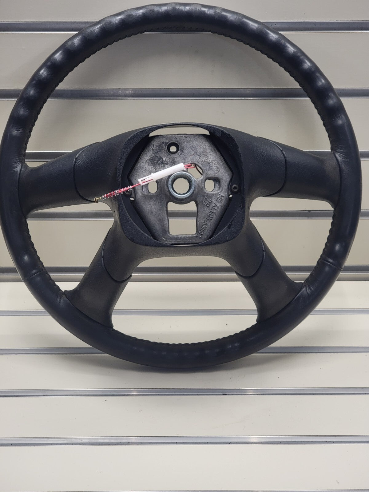 🔥03-06 SILVERADO SIERRA YUKON TAHOE SUBURBAN STEERING WHEEL LEATHER BLACK