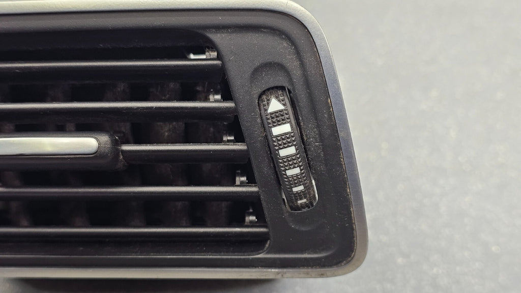 🔥09-17 VW Passat CC Front Right passenger Air Vent A/C AC Heater Panel Black