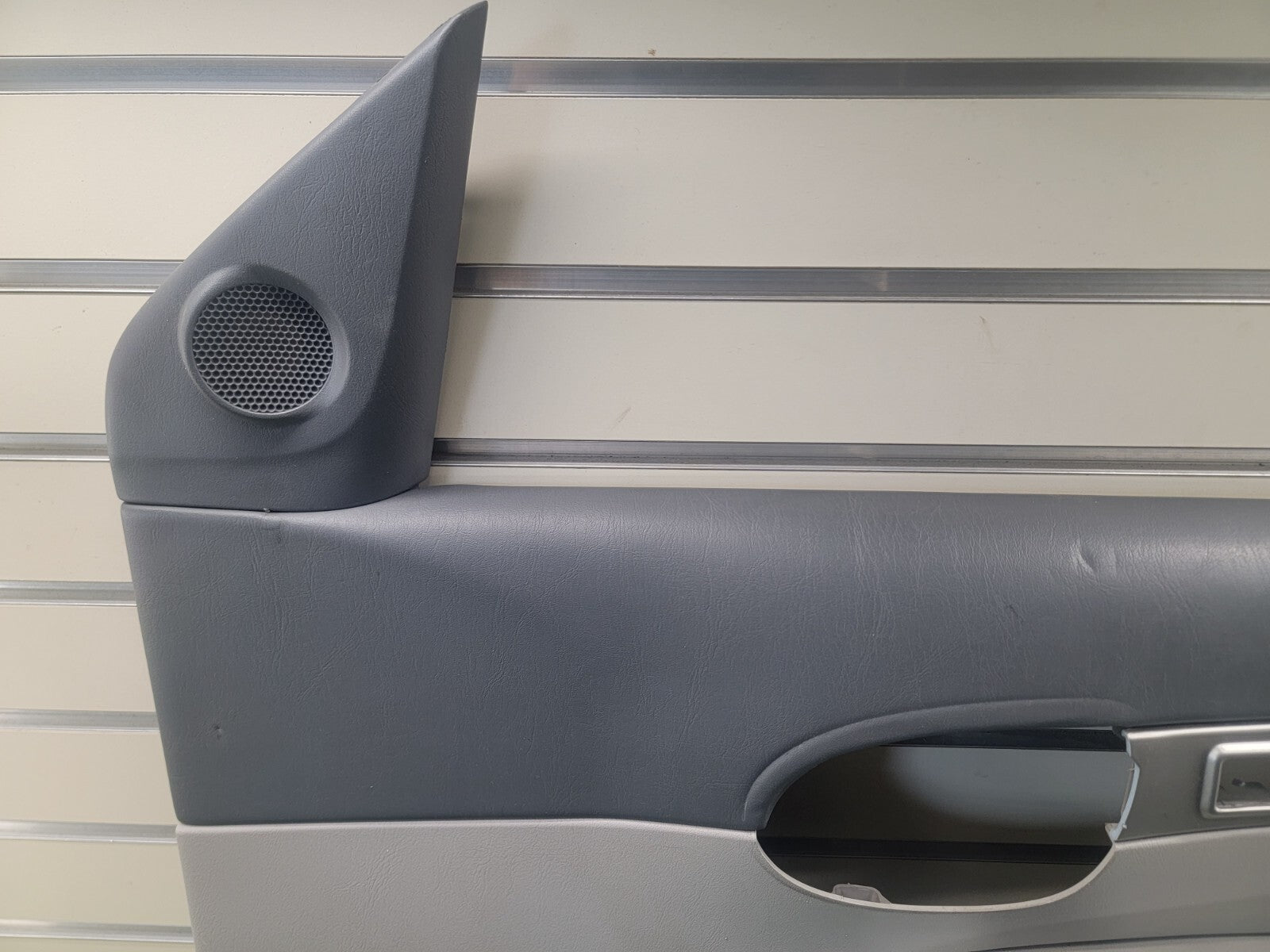 🔥2002-2007 Buick Rendezvous RIGHT PASSENGER Front Door Panel OEM GREY