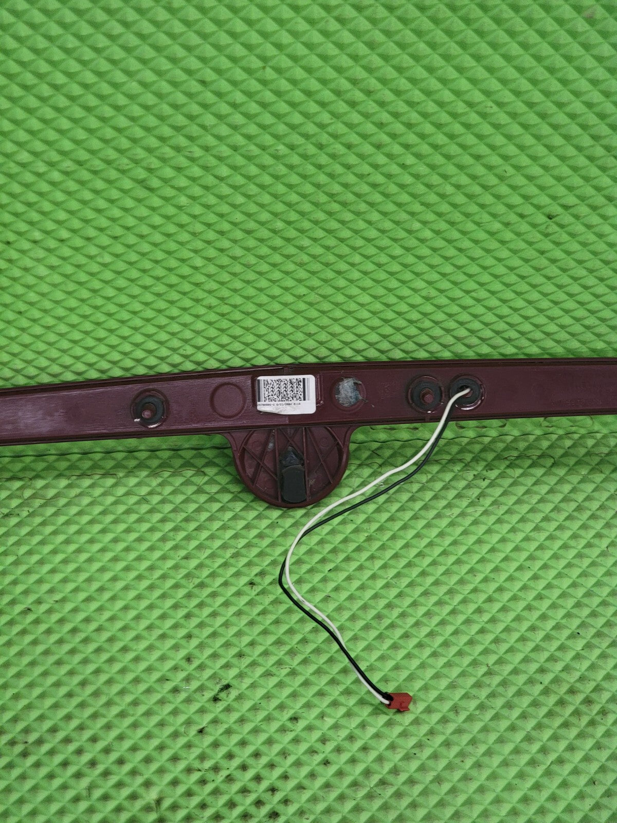 05-11 Cadillac STS Trunk Lid 3rd Center LED Brake tail Light High Mount Lamp Red