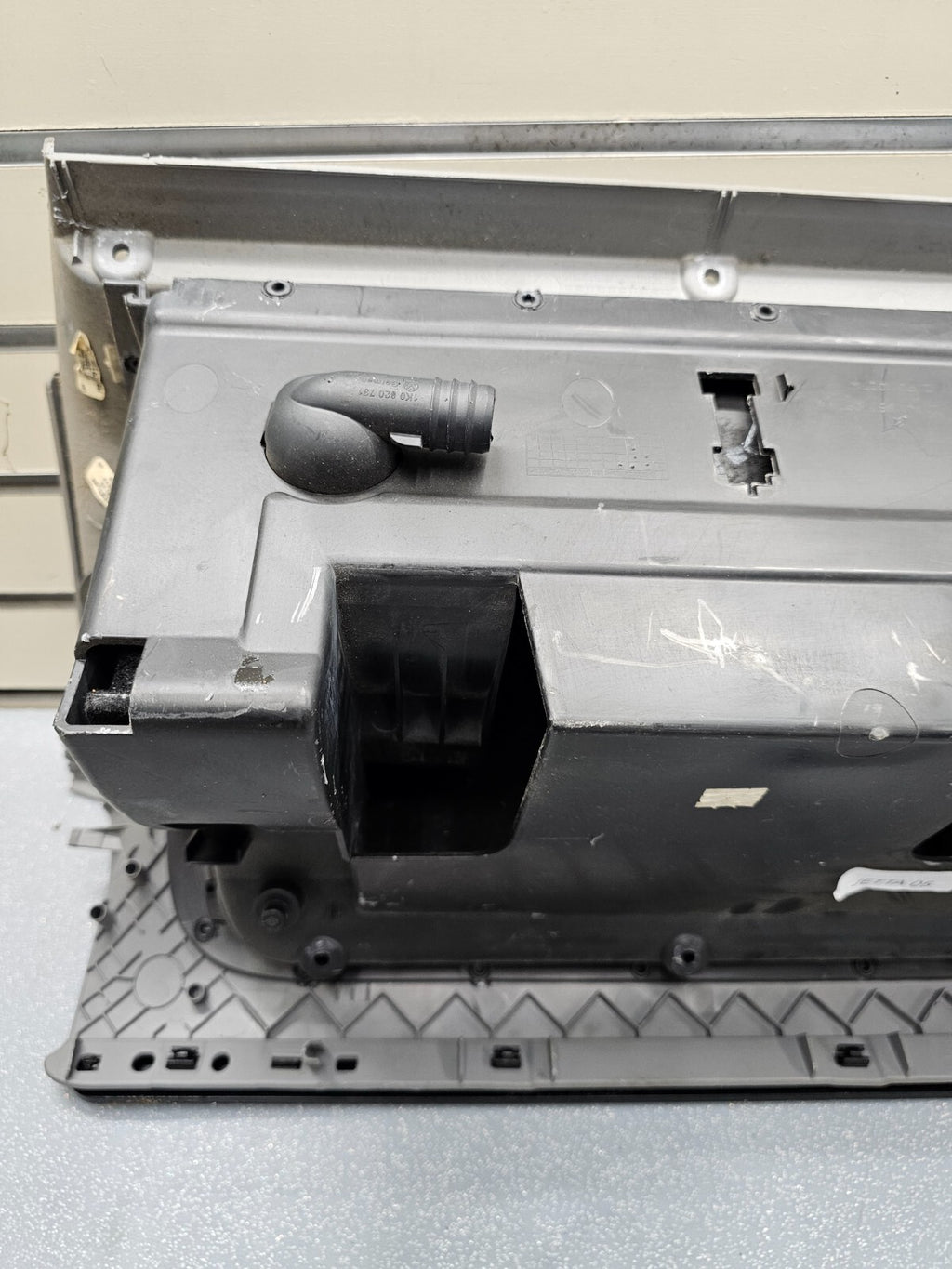 🔥99-06 JETTA GLI GOLF GTI R32 DASH GLOVE BOX COMPARTMENT STORAGE ASSEMBLY GRAY