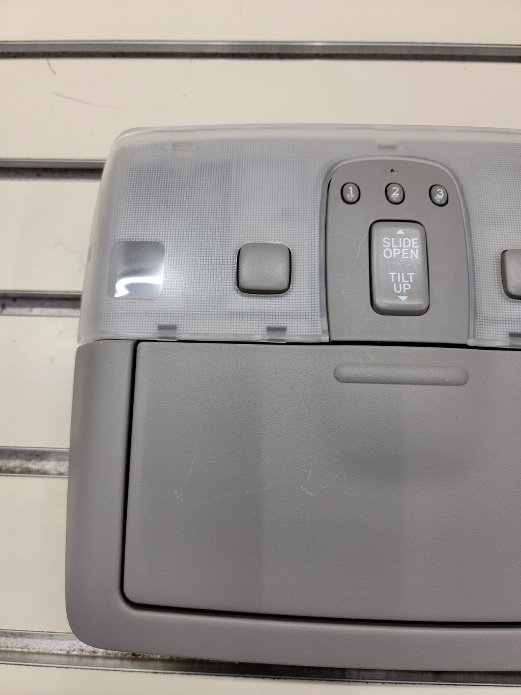 🔥2002-2003 Lexus ES300 2004 ES330 Overhead Console Dome Map Light gray
