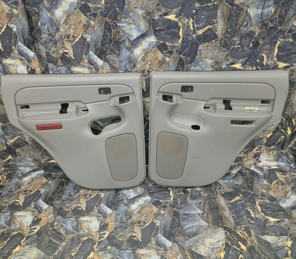 🔥99-06 Silverado YUKON Door Panel Rear LEFT - RIGHT Set /No Arm LIGHTGRAY H2 D7