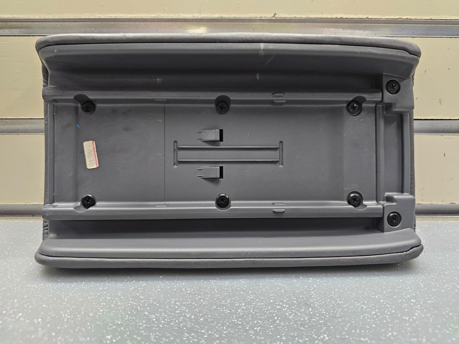 04-08 Acura TSX Center Console Lid Arm Rest Top Pad Cover Assembly Leather Black