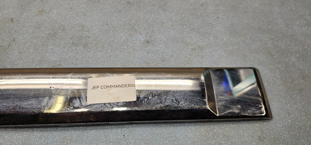 🔥2006-2010 Jeep Commander  Rear Door Molding SILVER