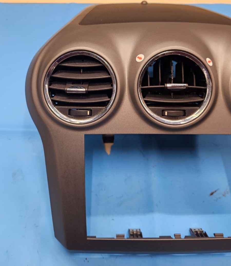 🔥08-10 Saturn Vue Center Dash Radio Stereo Display Bezel Trim Panel DK TAN B31