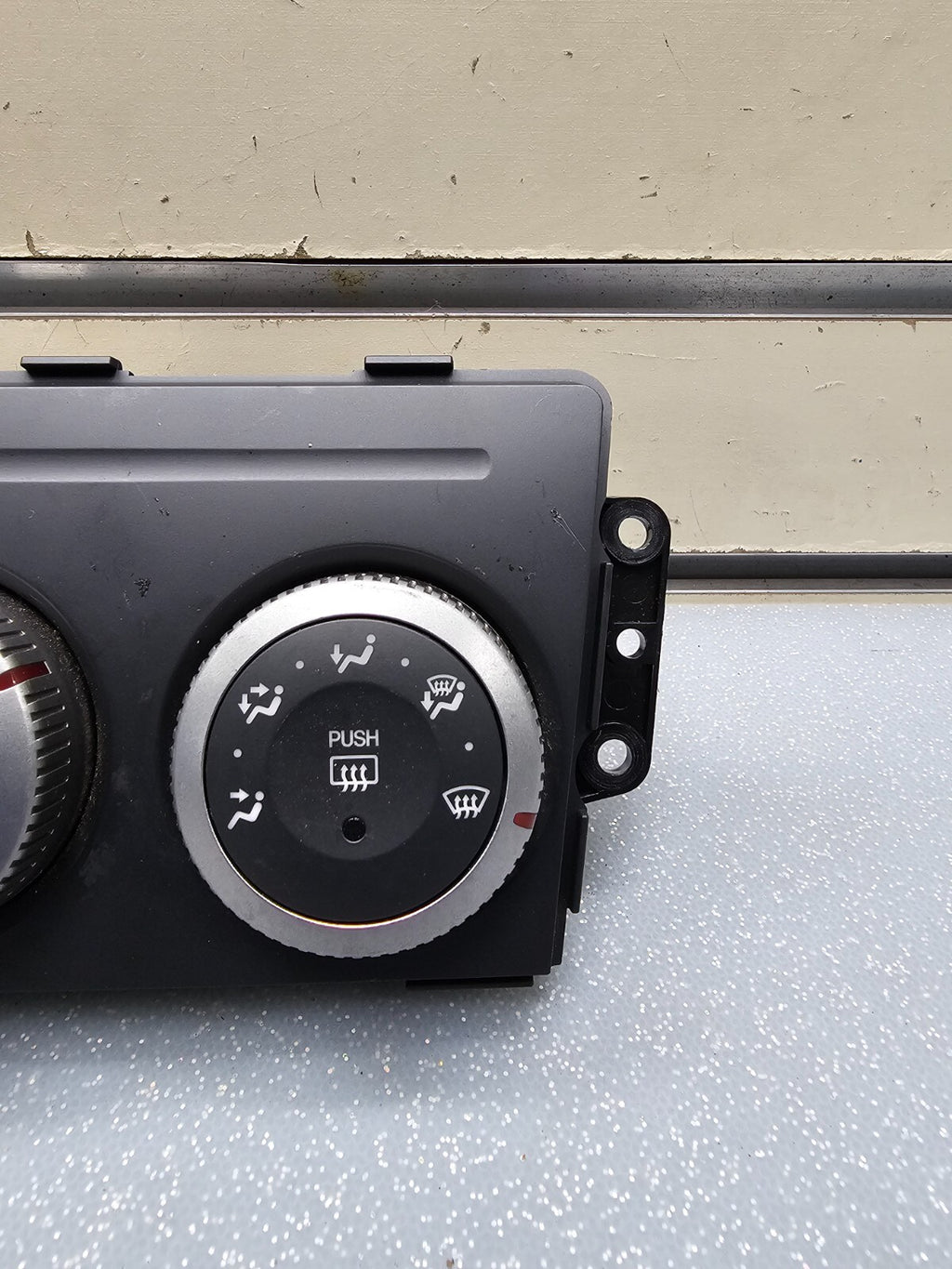 09-13 Mazda 6 Dash AC Heater Temperature Climate Control Air Conditioner