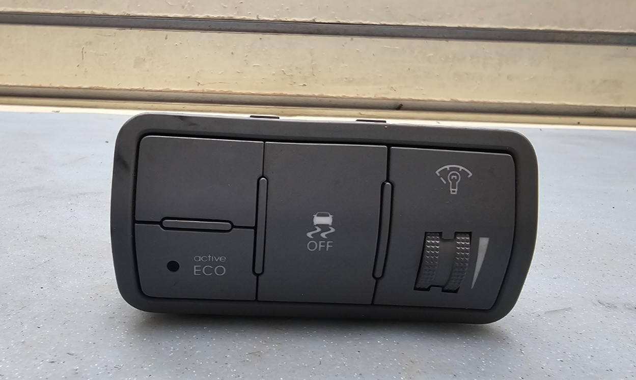 🔥2012-2017 Hyundai Accent OEM Dimmer Active ECO Traction Control Switch Silver