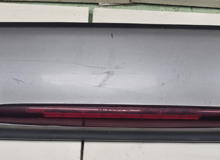 🔥2002-2009 Chevrolet Trailblazer Rear Hatch Spoiler Brake Light Silver OEM SP2