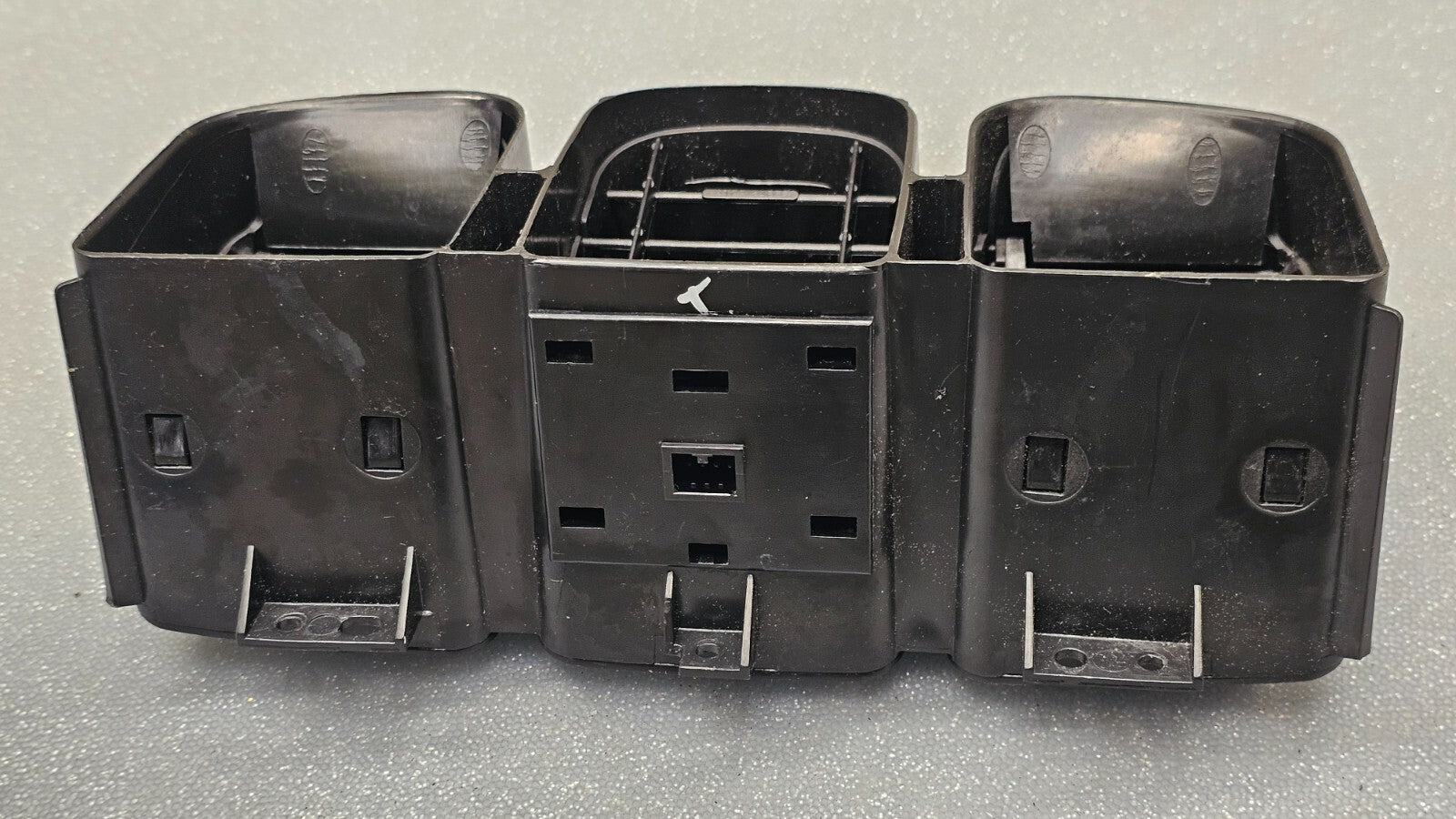 🔥 01-07 Dodge Grand Caravan Dash Center Air Vents A/C AC Heater Panel  Black