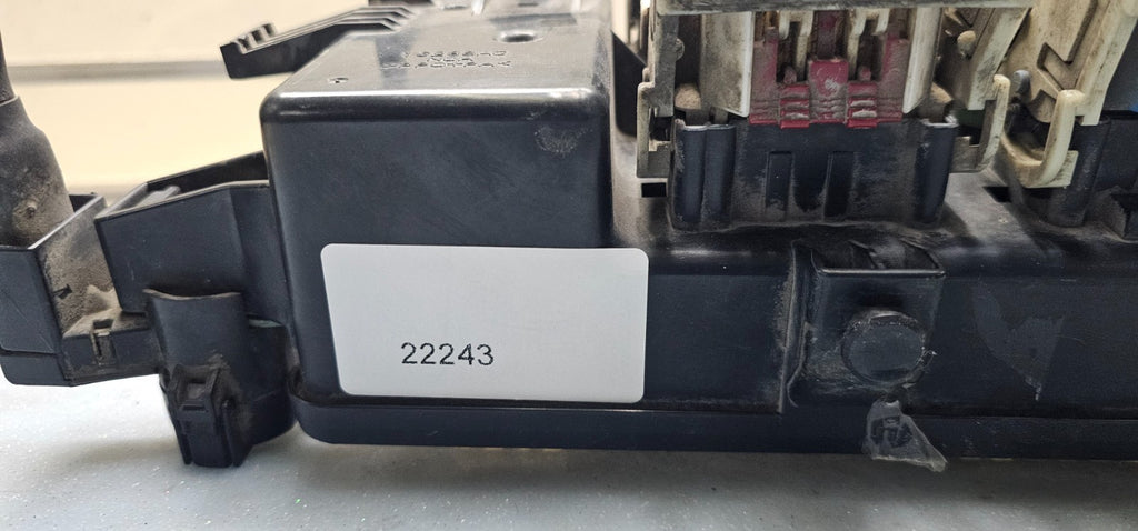 🔥02-05 DODGE RAM Integrated Power Engine TIPM Fuse Box Junction Distribution