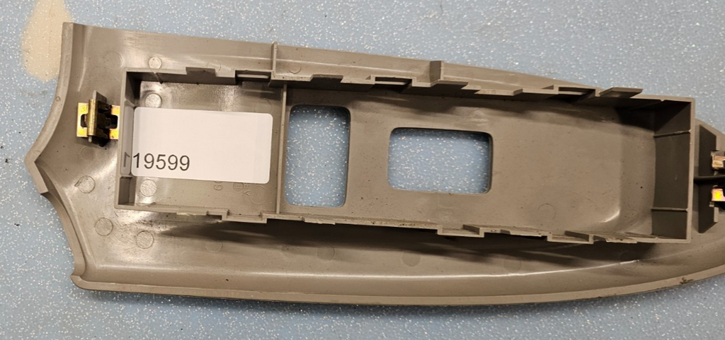 🔥02-05 CHEVY TRAILBLAZER Window Switch Front RIGHT Passenger Side Tan OEM