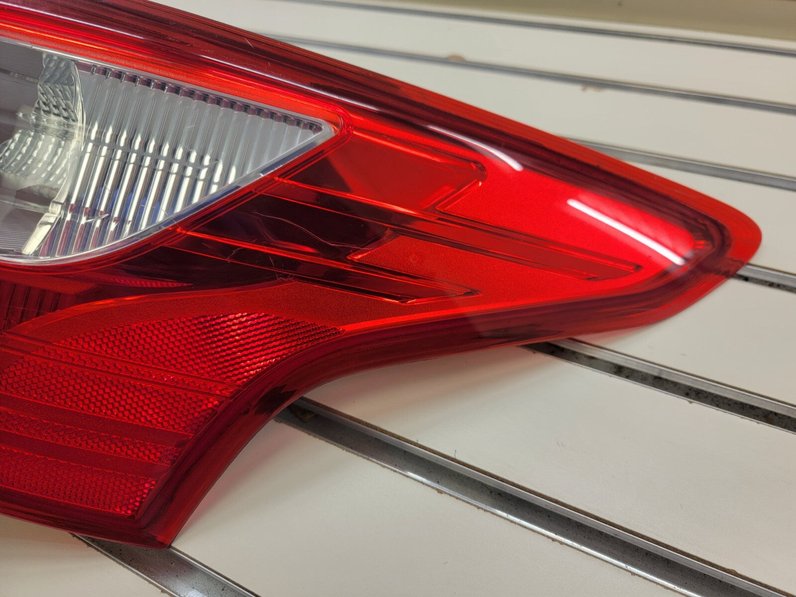 🔥12-14 Ford Focus Sedan Tail Light Lamp Right Passenger Assembly Chrome OEM