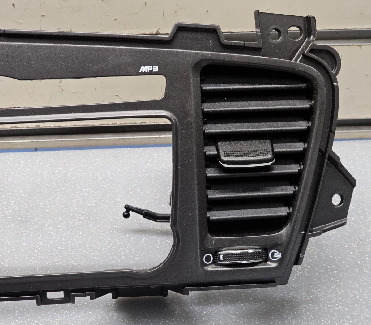 🔥11-13 Kia Optima 2.4L CENTER DASH RADIO STEREO DISPLAY BEZEL TRIM PANEL BLACK