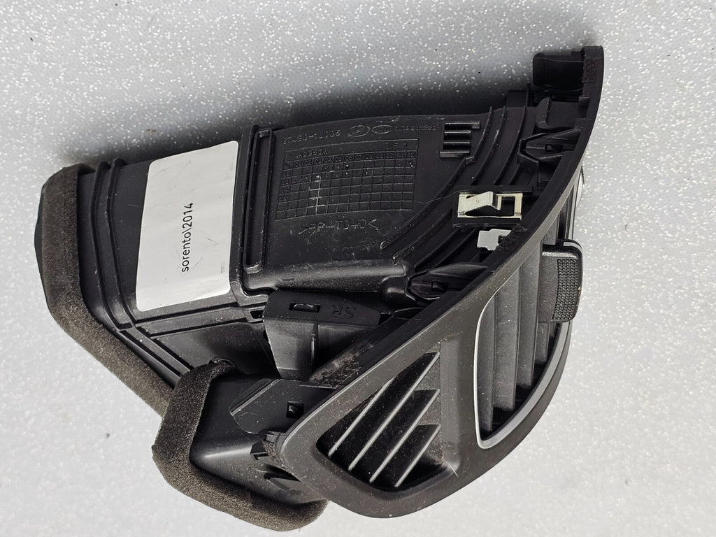 🔥14-15 Kia Sorento Dash Right Passenger AC Heater Air Vent Conditioning Black