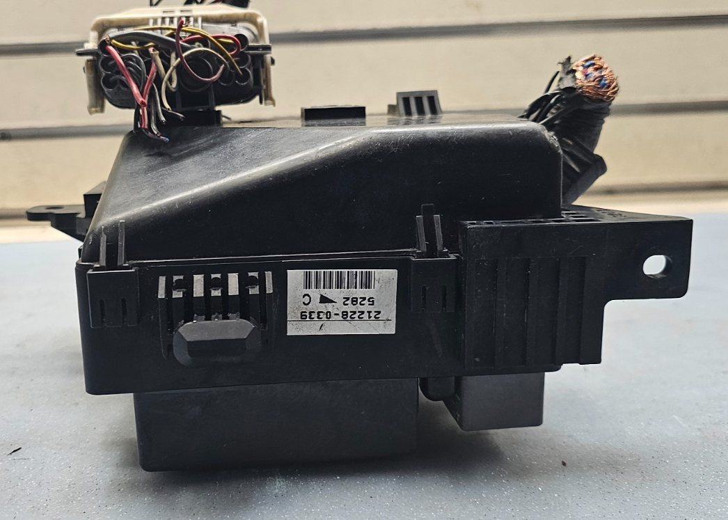 🔥05-12 Mitsubishi Galant Wiring Fuse Box Relay Relay Unit Module Junction Block