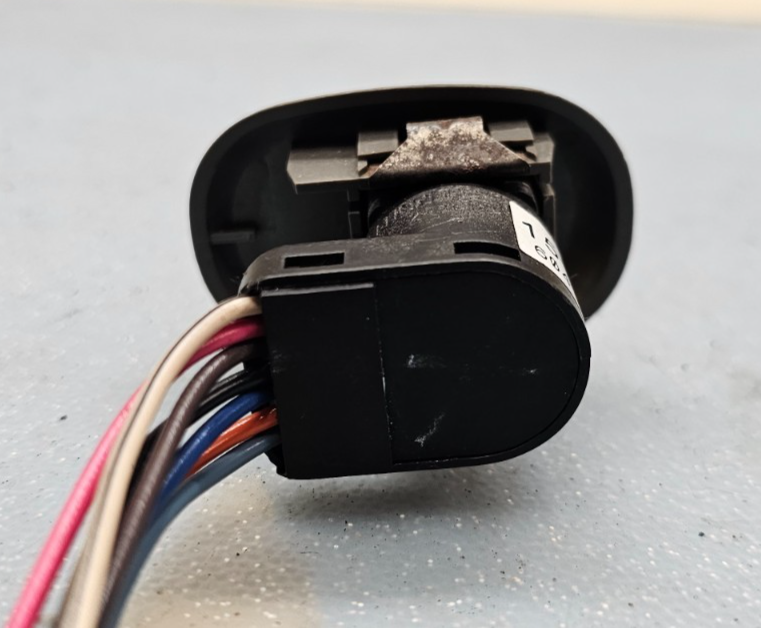🔥02-09 TRAILBLAZER ENVOY A LEFT DRIVER POWER MIRROR DOOR CONTROL SWITCH GRAY