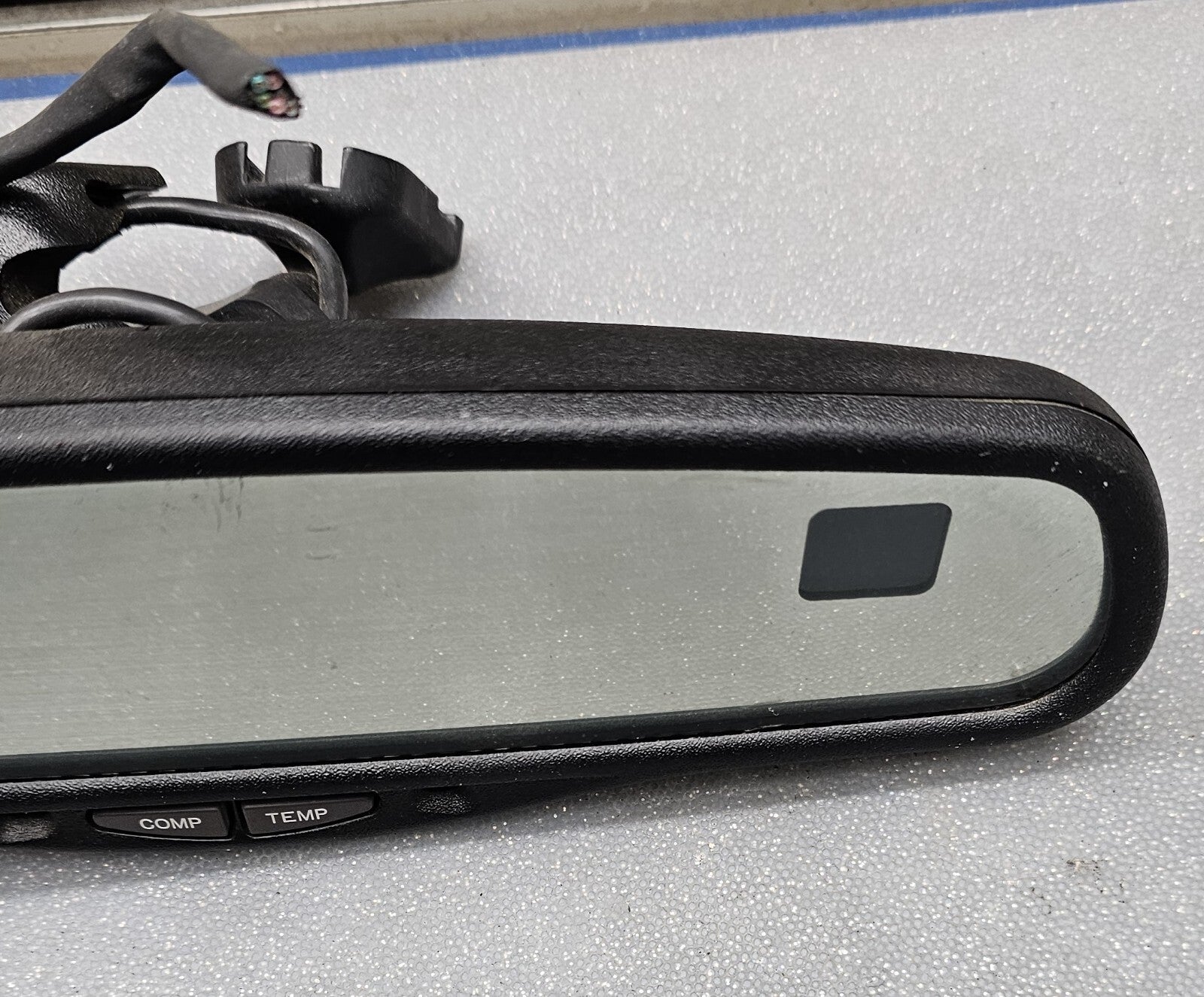 03-07 Saturn Ion 08-12 Colorado Canyon Windshield Auto Dimming Rear View Mirror