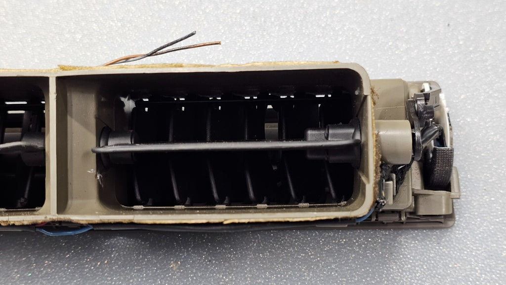 🔥02-08 Audi A4 S4 AVANT QUATRO CENTER DASH AIR VENT Heater Conditioning Tan