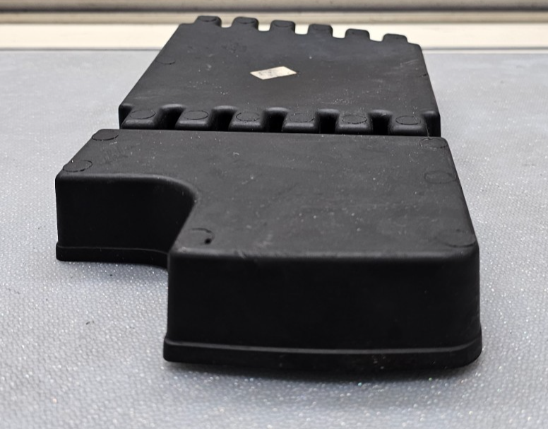 🔥03-06 Cadillac Escalade Center Console Compartment Box Insert Liner CD Holder