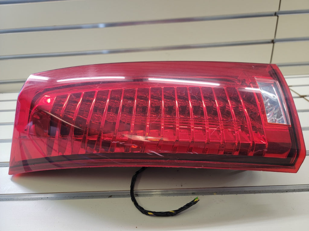🔥2008-2013 Cadillac CTS Sedan Taillight Lamp Assembly Driver Side Left