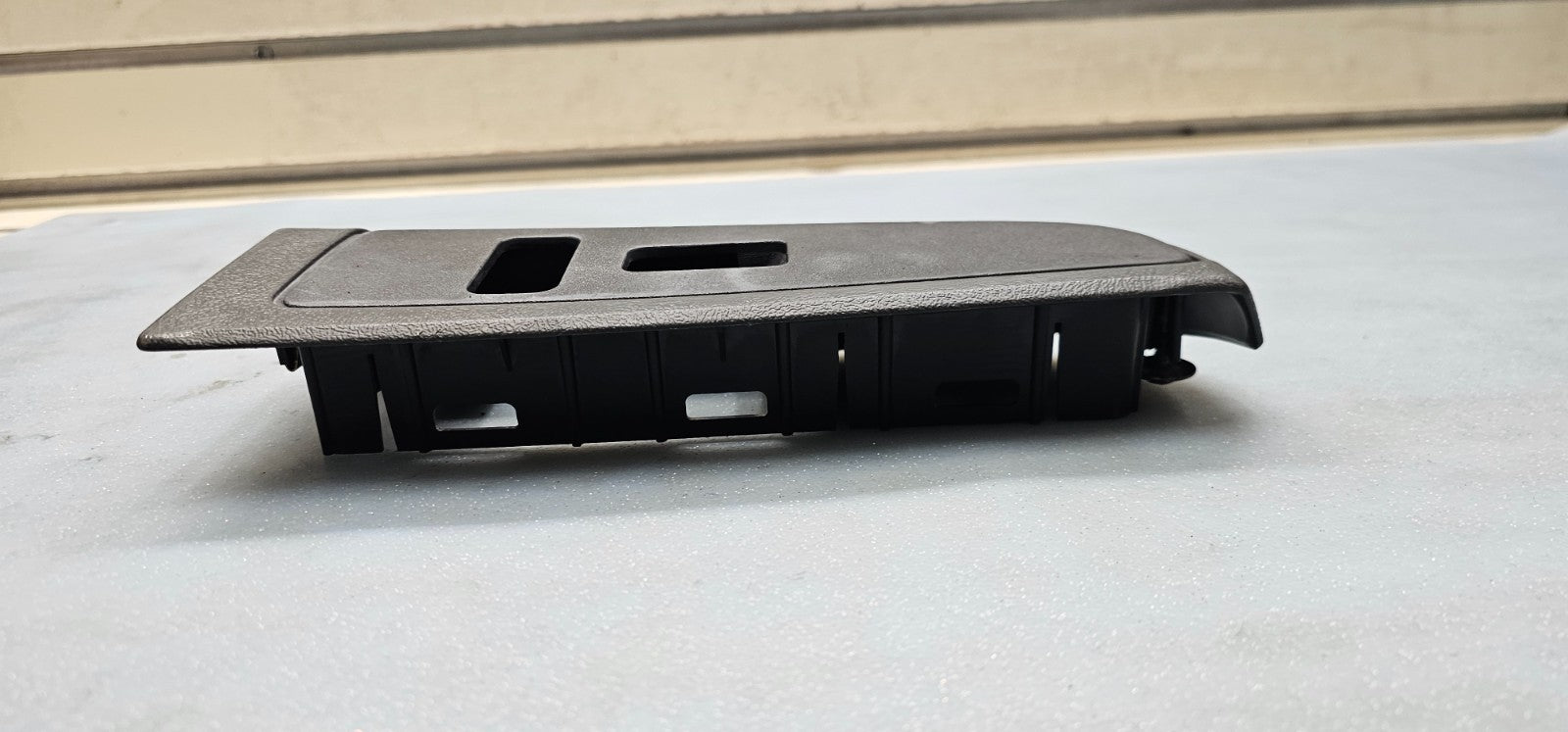 🔥03-06 Silverado SIERRA Door Window Switch FRONT RIGHT Passenger DK Gray