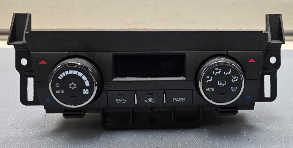 🔥07-11 BUICK LUCERNE TEMPERATURE A/C HEATER CLIMATE CONTROL
