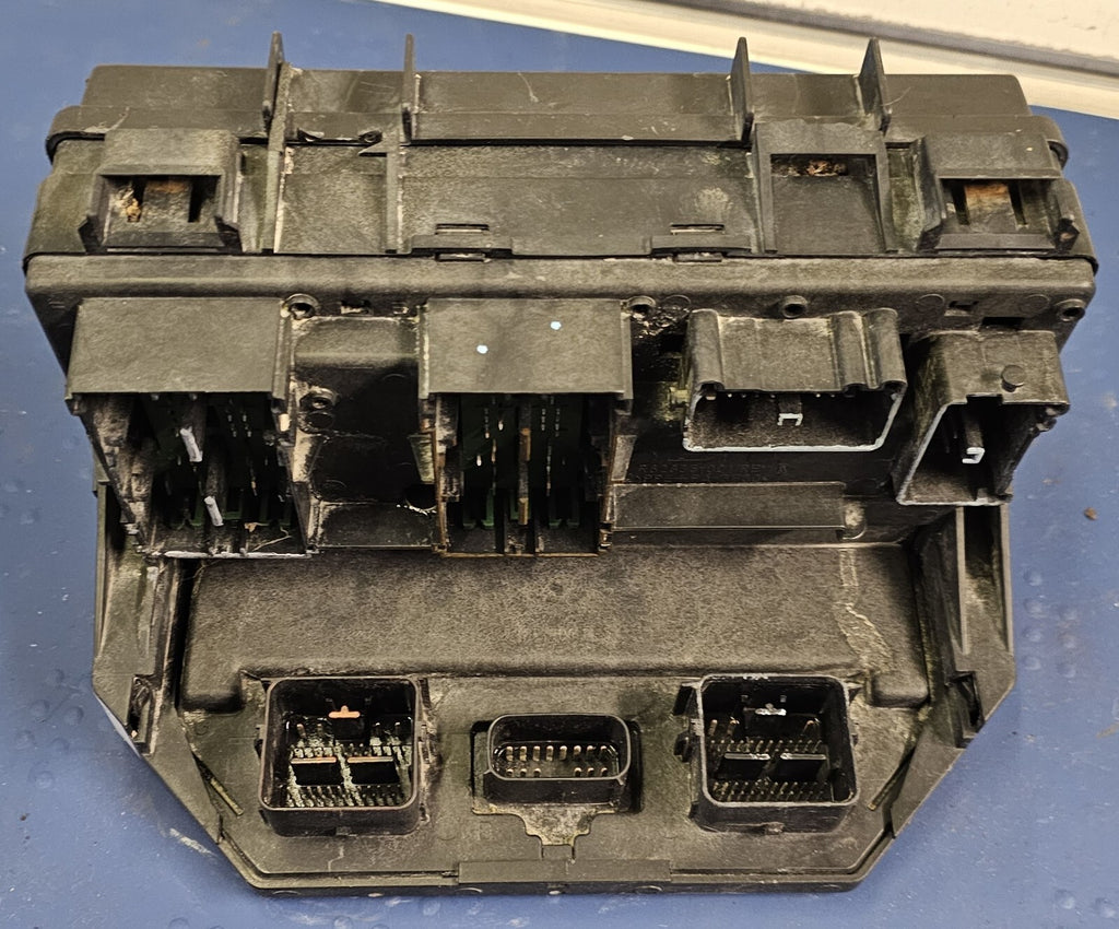 🔥2010 Grand Caravan Journey Town Country Fuse box TIPM Power Module Relay OEM