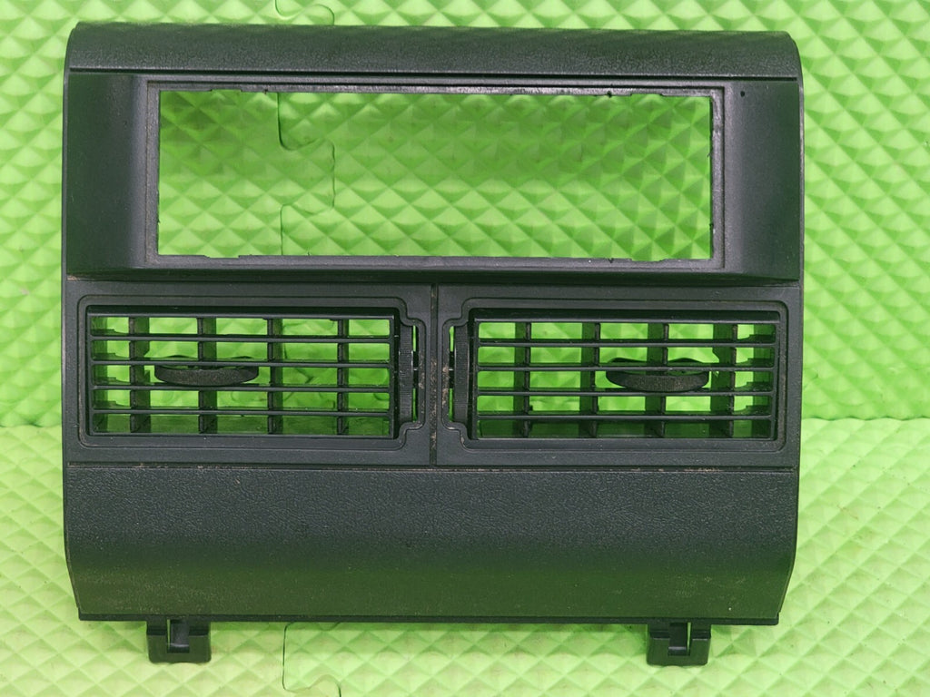 🔥88-94 Chevy GMC Yukon C/K Blazer Dash Am FM Radio Strereo bezel Panel Black