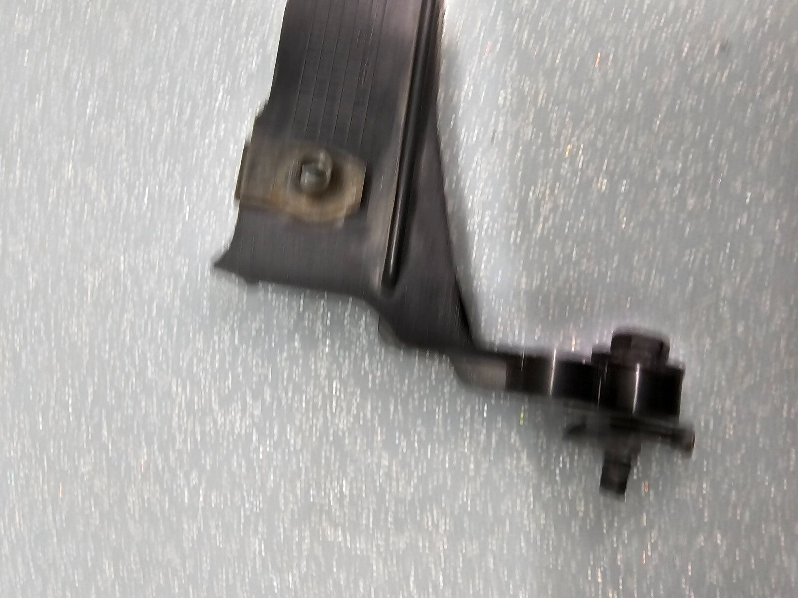 🔥2013-2016 FORD FUSION LEFT DRIVER SIDE HEADLIGHT UPPER BRACKET ASSEMBLY OEM
