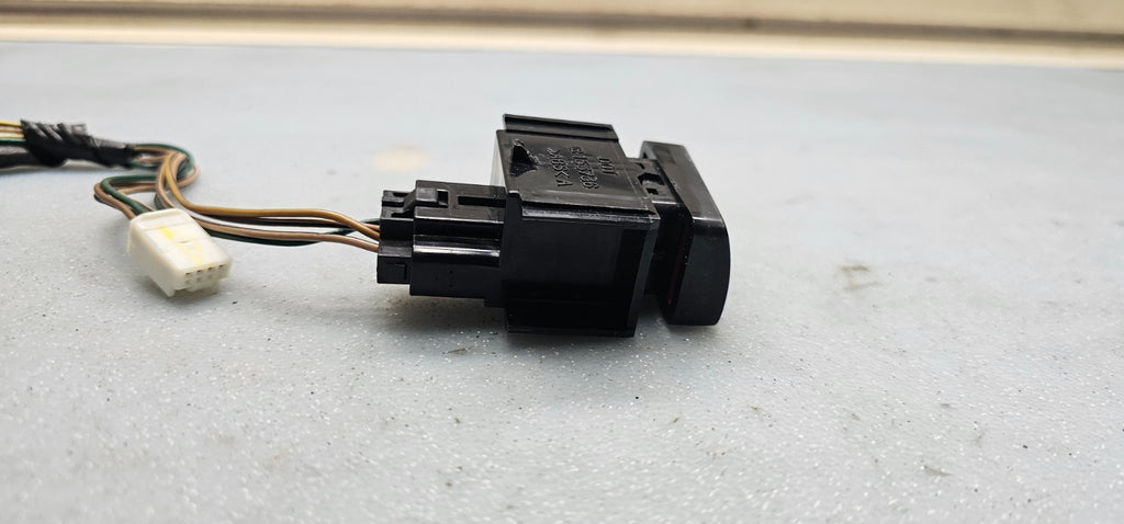 🔥03-08 Toyota Corolla Emergency Hazard Fog Light Switch Assembly Black