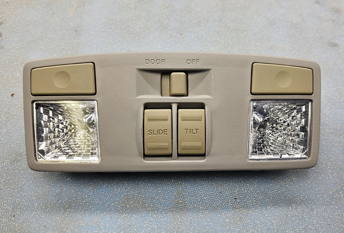 🔥04-09 MAZDA 3 6 RX8 CX-7 OVERHEAD ROOF CONSOLE DOME MAP LIGHT LAMP STORAGE TAN