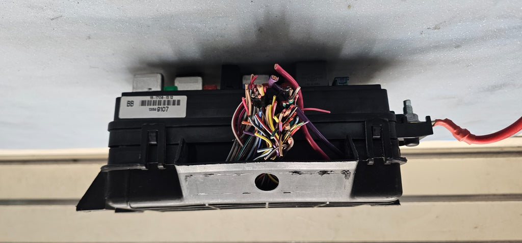 🔥08-11 Buick Lucerne/Cadillac DTS Rear Fuse Box Under Seat Fusebox Module OEM
