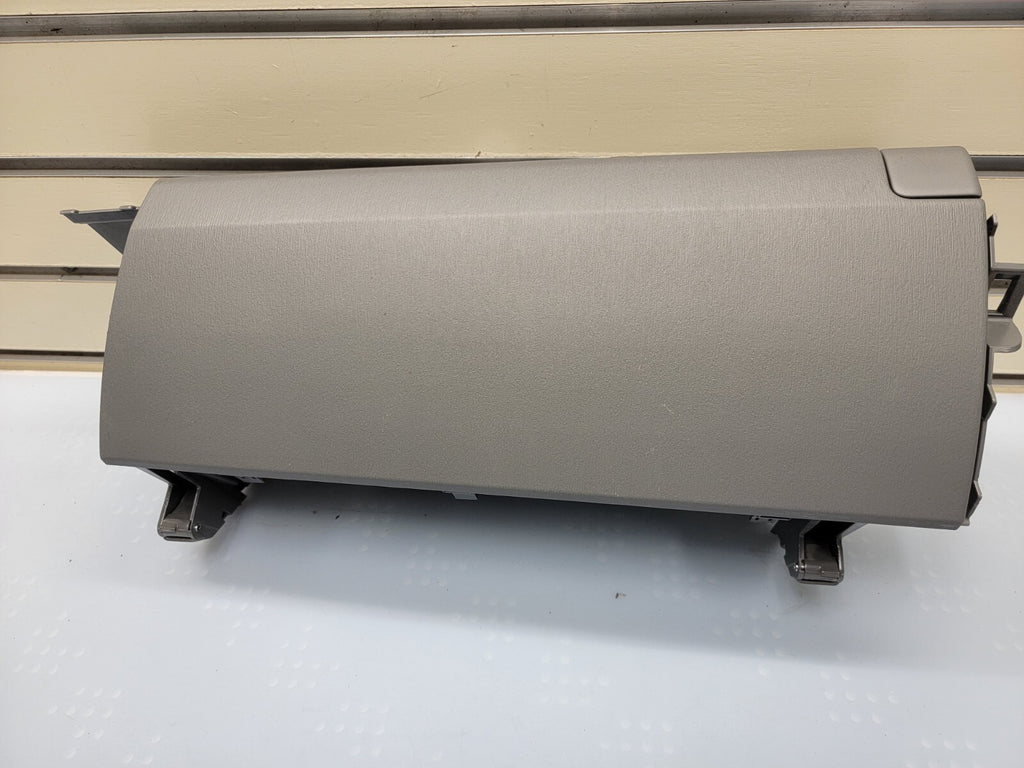 🔥2010-2015 TOYOTA PRIUS FRONT RIGHT PASSENGER GLOVE BOX COMPARTMENT OEM GRAY