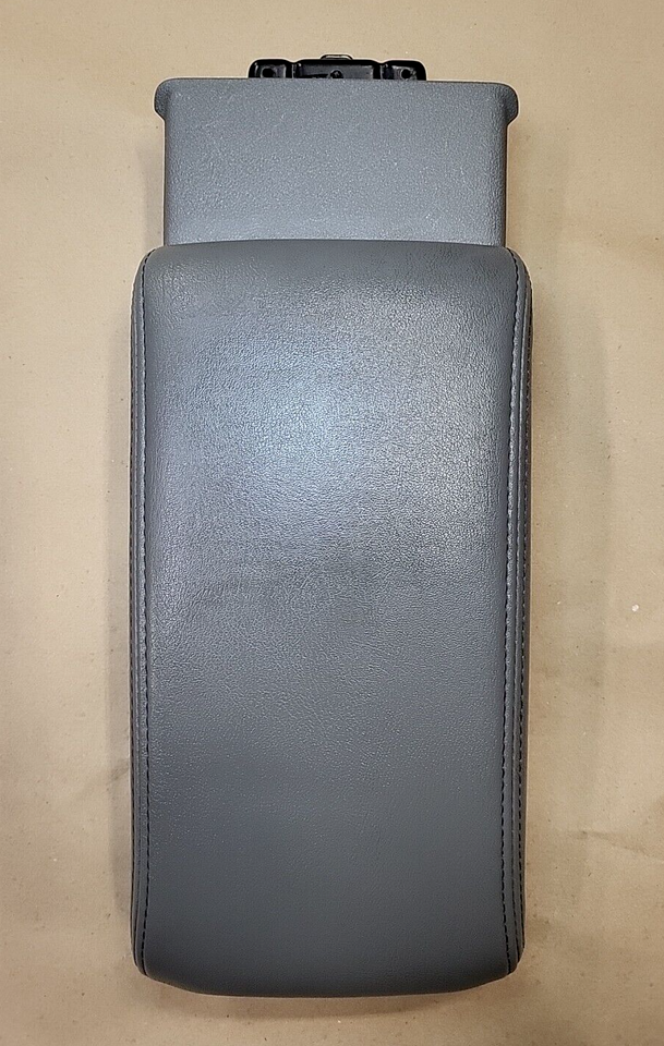 🔥08-12 Chevy Malibu FRONT CENTER CONSOLE LID ARMREST ASSEMBLY STORAGE COVER OEM