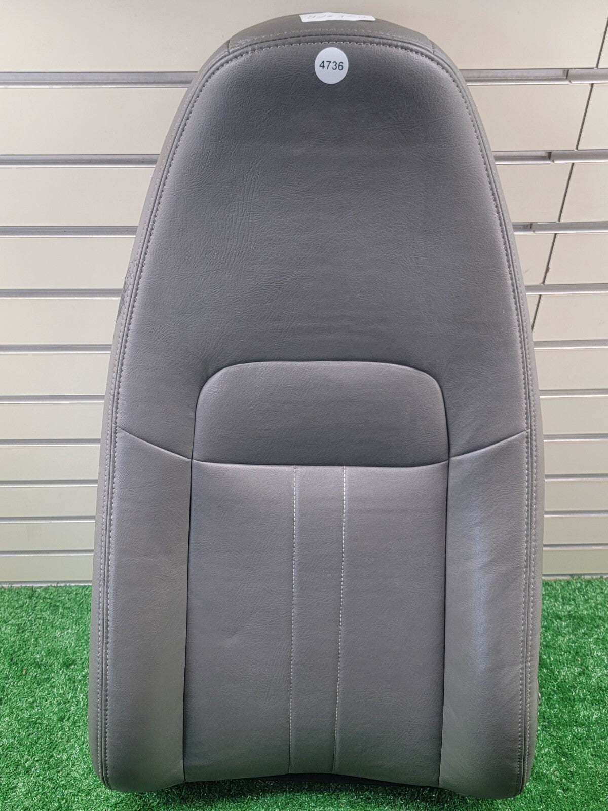 🔥 03-14 Chevy Express Savana Van upper seat cushion front right gray leather