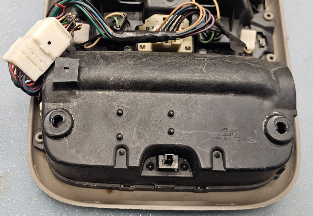 🔥01-07 Toyota Sequoia Overhead Console Dome Map Light Lamp Sunroof Assembly Tan