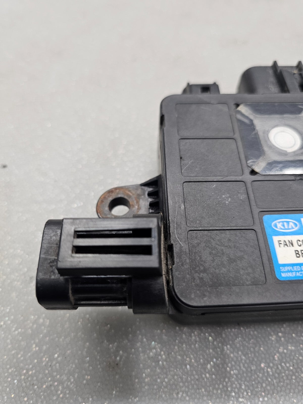 🔥2006-2014 Kia Sedona 2007-2008 Hyundai Entourage Cooling Fan Module Controller