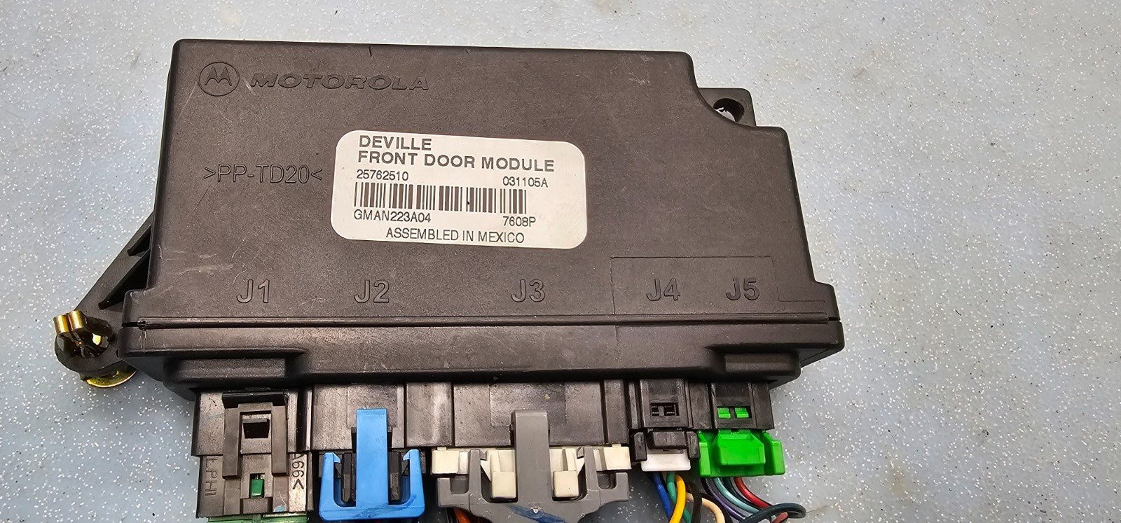 🔥04-05 DEVILLE SEVIILE POWER WINDOW REAR VIEW MIRROR DOOR LOCK CONTROL MODULE