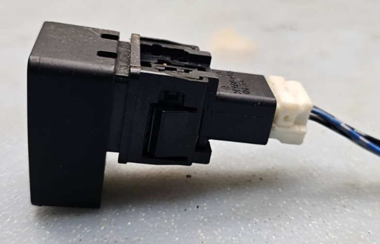 🔥07-21 VERSA NV 200 Hazard Light Emergency Flasher Switch Hatchback BLACK OEM