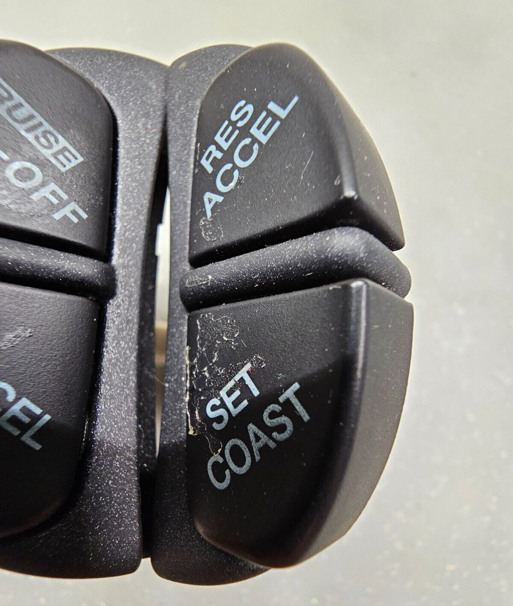 🔥01-06 Hyundai Santa Fe Steering wheel Cruise Control Switch Set Plastic OEM