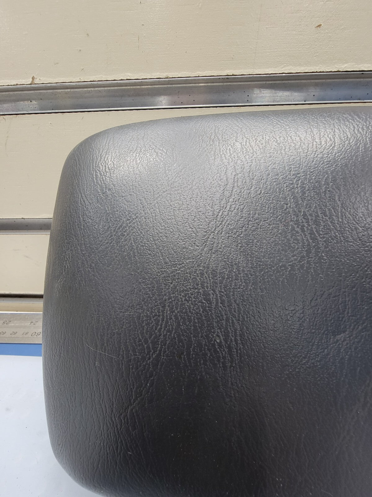 🔥02-06 Toyota CAMRY Solara Center Console Armrest Storage COVER Leather BLACK