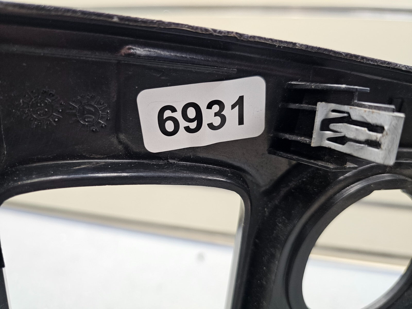 🔥03-08 ENVOY XL FRONT RADIO DASH SURROUND BEZEL TRIM PANEL CLIMATE BLACK